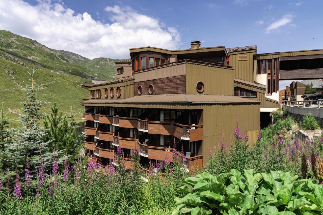 Hotel Les Bruyeres Les Menuires Екстериор снимка