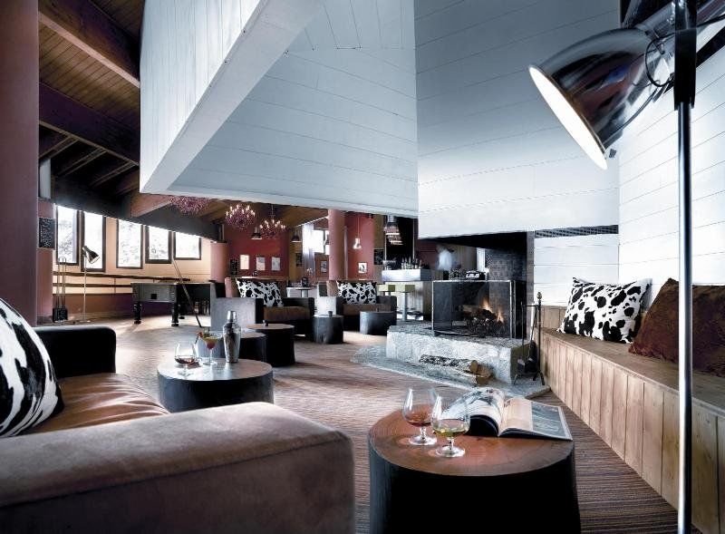 Hotel Les Bruyeres Les Menuires Екстериор снимка