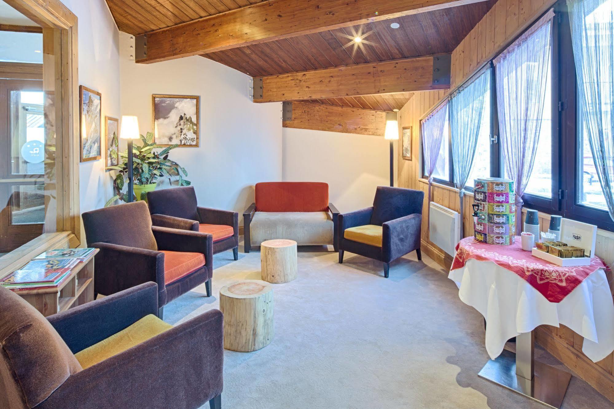 Hotel Les Bruyeres Les Menuires Екстериор снимка